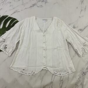 Soft Surroundings Lace Trim Top Size M White Floral Embroidered Scallop Buttons
